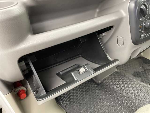 スズキ エブリイ PC 新潟県 2021(令3)年 5.8万km スペリアホワイト 4WD/衝突被害軽減ブレーキ/レーンキープアシスト/コーナーセンサー/オートマチックハイビーム/オートライト/横滑り防止装置/AWセット冬タイヤ積込