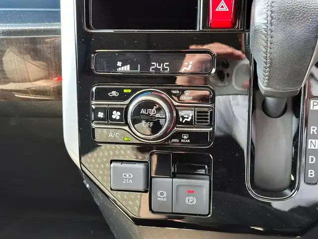 トヨタ ルーミー カスタムG－T 宮城県 2020(令2)年 6.3万km パールホワイトⅢ スマートアシスト/・衝突警報機能/・衝突回避支援ブレーキ機能/・ブレーキ制御付誤発進抑制機能/・先行車発進お知らせ機能/・アダプティブドライビングビーム/・アダプティブクルーズコントロール/・ふらつき警報/・サイドビューランプ/・コーナーセンサー/・路側逸脱警報/・標識認識機能/純正9インチナビ（NSZT-Y68T）/・CD/DVD/・Bluetooth/・フルセグTV/バックカメラ/ビルトインETC2.0/ドライブレコーダー/ウェルカムパワースライドドア（両側）/革巻きステアリング/ステアリングスイッチ/LEDヘッドランプ/フォグランプ/オートライト/電動パーキングブレーキ/ブレーキホールド/スマートキー＆プッシュスタート/スペアキー/電動格納ミラー/純正15インチAW/純正ドアバイザー/Wエアバッグ