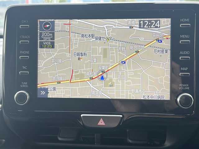 トヨタ ヤリス X 長野県 2020(令2)年 0.9万km ホワイトパールクリスタルシャイン セーフティーセンス/・プリクラッシュセーフティ/・レーンディパーチャーアラート/・ロードサインアシスト/・オートマチックハイビーム/・発進遅れ告知機能/・パーキングサポートブレーキ/純正ディスプレイオーディオ/（ナビ機能/BT/AppleCarPlay/AndroidAuto）/バックカメラ/ビルトインETC/ドライブレコーダー/ステアリングスイッチ/オートライト/スマートキー/Pスタート/電動格納ミラー/純正フロアマット/ドアバイザー