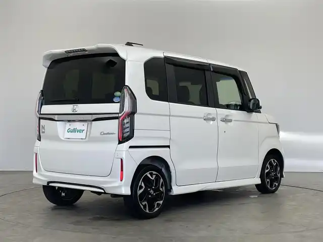 ホンダ Ｎ ＢＯＸ カスタム G EX ターボ ホンダセンシング 埼玉県 2017(平29)年 3.3万km プレミアムホワイトパールⅡ 社外ナビ/バックカメラ　/ＥＴＣ　/ミラー型ドライブレコーダー　/アダクティブクルーズコントロール　/レーンキープアシスト/クリアランスソナー/両側パワースライドドア　/シートヒーター　/ＬＥＤヘッドライト/純正アルミホイール　/スペアキー/スマートキー