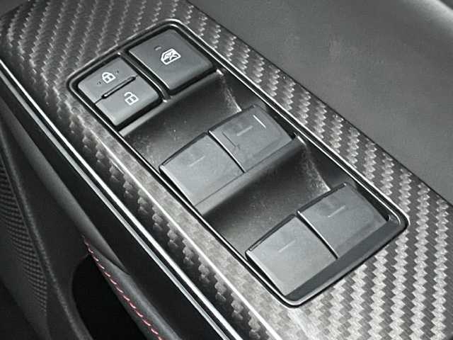 トヨタ クラウン ハイブリッド RS リミテッド 茨城県 2020(令2)年 5.5万km プレシャスブラックパール ワンオーナー/純正ナビ　/-TV/BT/AM/FM/衝突軽減システム　/全方位カメラ　/ＥＴＣ２．０　/ＬＥＤヘッドライト　/D席N席パワーシート　/D席N席シートヒーター　/プッシュスタート　/ドライブレコーダー前後　/ステアリングヒーター　/クルーズコントロール/電動格納ミラー