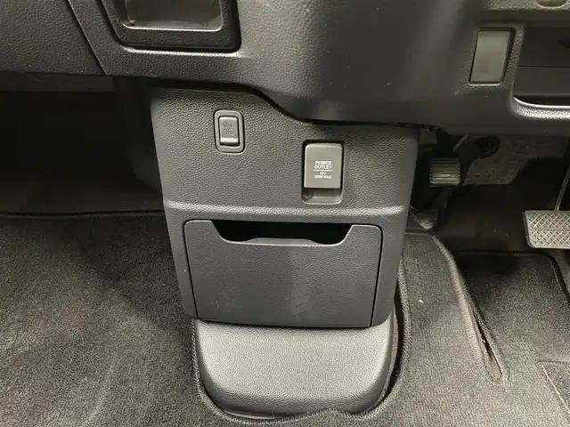 ホンダ Ｎ ＢＯＸ カスタム G L ホンダセンシング 大分県 2019(平31)年 5.6万km プレミアムグラマラスブロンズP ホンダセンシング/社外SDナビ（CN-F1XVD）/　BT/CD/DVD/BR/フルセグ/パワースライドドア/バックカメラ/コーナーセンサー（前後）/アイドリングストップ/LEDヘッドライト/ステアリングスイッチ/ビルトインETC/ドライブレコーダー/USB入力端子/純正アルミホイル14インチ