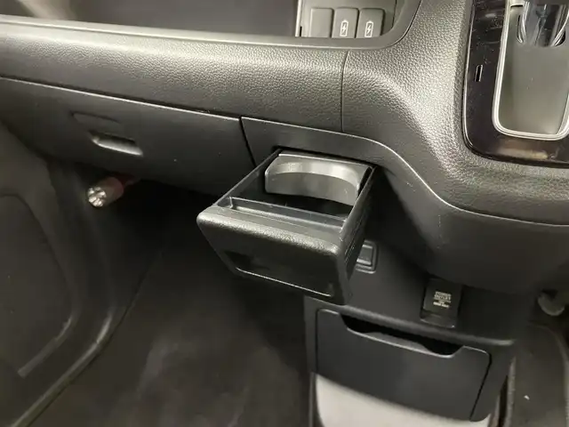 ホンダ Ｎ ＢＯＸ カスタム G L ホンダセンシング 大分県 2019(平31)年 5.6万km プレミアムグラマラスブロンズP ホンダセンシング/社外SDナビ（CN-F1XVD）/　BT/CD/DVD/BR/フルセグ/パワースライドドア/バックカメラ/コーナーセンサー（前後）/アイドリングストップ/LEDヘッドライト/ステアリングスイッチ/ビルトインETC/ドライブレコーダー/USB入力端子/純正アルミホイル14インチ