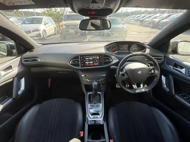プジョー ３０８ GT ブルーHDi 千葉県 2016(平28)年 10.1万km ペルラネラブラック ユーザー買取車両/純正ナビ/・BT/CD/USB/バックカメラ/ステアリングスイッチ/MTモードAT/クルーズコントロール/ETC/LEDヘッドライト/オートライト/スマートキー/プッシュスタート