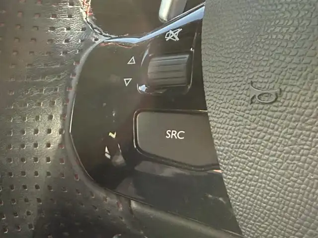 プジョー ３０８ GT ブルーHDi 千葉県 2016(平28)年 10.1万km ペルラネラブラック ユーザー買取車両/純正ナビ/・BT/CD/USB/バックカメラ/ステアリングスイッチ/MTモードAT/クルーズコントロール/ETC/LEDヘッドライト/オートライト/スマートキー/プッシュスタート