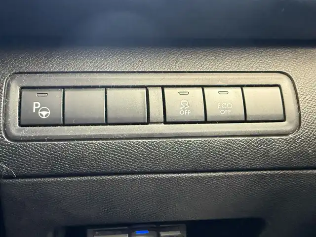 プジョー ３０８ GT ブルーHDi 千葉県 2016(平28)年 10.1万km ペルラネラブラック ユーザー買取車両/純正ナビ/・BT/CD/USB/バックカメラ/ステアリングスイッチ/MTモードAT/クルーズコントロール/ETC/LEDヘッドライト/オートライト/スマートキー/プッシュスタート