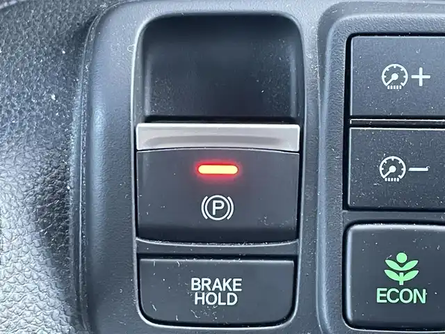 ホンダ Ｎ ＢＯＸ カスタム L ターボ スタイル+ブラック 滋賀県 2023(令5)年 3万km クリスタルブラックパール 社外メモリナビ/(フルセグTV CD DVD Bluetooth USB HDMI)/ホンダセンシング/・衝突軽減ブレーキ/・車線逸脱警報/・レーンキープアシスト/・レーダークルーズコントロール/両側パワースライドドア/ドライブレコーダー/ETC/革巻きステアリング/ステアリングリモコン/ハーフレザーシート/シートヒーター/電動パーキングブレーキ/オートブレーキホールド/電動格納ミラー/ウインカーミラー/純正フロアマット/プッシュスタート/スマートキー×２/LEDヘッドライト/フォグライト