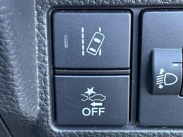 ホンダ Ｎ ＢＯＸ カスタム L ターボ スタイル+ブラック 滋賀県 2023(令5)年 3万km クリスタルブラックパール 社外メモリナビ/(フルセグTV CD DVD Bluetooth USB HDMI)/ホンダセンシング/・衝突軽減ブレーキ/・車線逸脱警報/・レーンキープアシスト/・レーダークルーズコントロール/両側パワースライドドア/ドライブレコーダー/ETC/革巻きステアリング/ステアリングリモコン/ハーフレザーシート/シートヒーター/電動パーキングブレーキ/オートブレーキホールド/電動格納ミラー/ウインカーミラー/純正フロアマット/プッシュスタート/スマートキー×２/LEDヘッドライト/フォグライト