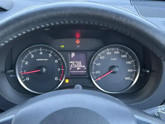 スバル インプレッサ ＸＶ 2．0i－L アイサイト 道東・釧路十勝 2013(平25)年 7.4万km サテンホワイトパール 4WD/社外HDDナビ/（CD/DVD/BT）/フルセグTV/クルーズコントロール（追従）/バックカメラ/ステアリングスイッチ/パドルシフト/MTモード付AT/革巻きステアリング/ビルトインETC/パワーシート（運転席）/プッシュスタート/スマートキー/スペアキー/社外AWスタッドレスタイヤ/純正フロアマット/ルーフレール/オートライト/衝突被害軽減システム/横滑り防止装置/アイドリングストップ/レーンキープアシスト