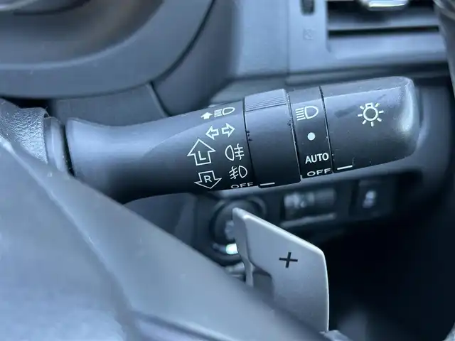 スバル インプレッサ ＸＶ 2．0i－L アイサイト 道東・釧路十勝 2013(平25)年 7.4万km サテンホワイトパール 4WD/社外HDDナビ/（CD/DVD/BT）/フルセグTV/クルーズコントロール（追従）/バックカメラ/ステアリングスイッチ/パドルシフト/MTモード付AT/革巻きステアリング/ビルトインETC/パワーシート（運転席）/プッシュスタート/スマートキー/スペアキー/社外AWスタッドレスタイヤ/純正フロアマット/ルーフレール/オートライト/衝突被害軽減システム/横滑り防止装置/アイドリングストップ/レーンキープアシスト