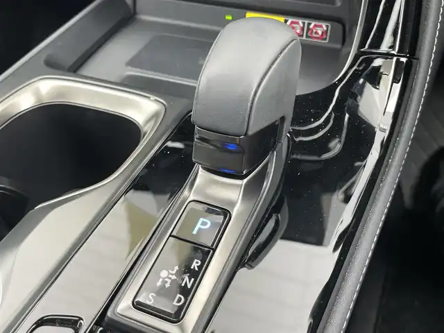 レクサス ＮＸ 350h 千葉県 2023(令5)年 1.8万km ソニッククォーツ サンルーフ/レクサスセーフティセンス/　衝突軽減ブレーキ/レーンキープアシスト/　レーダークルーズコントロール/オートハイビーム/　クリアランスソナー/ブラインドスポットモニター/純正メーカーディスプレイナビ/　フルセグ/BT/USB/バックカメラ/サイドカメラ/ステアリングスイッチ/パドルシフト/ETC2.0/ワイヤレス充電/電動パーキングブレーキ/パワーバックドア/レザーシート(黒)/パワーシート(D/N席)/シートヒーター(D/N席)/エアシート(D/N席)/スマートキー/プッシュスタート/LEDヘッドライト/オートライト/フォグライト