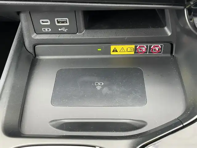レクサス ＮＸ 350h 千葉県 2023(令5)年 1.8万km ソニッククォーツ サンルーフ/レクサスセーフティセンス/　衝突軽減ブレーキ/レーンキープアシスト/　レーダークルーズコントロール/オートハイビーム/　クリアランスソナー/ブラインドスポットモニター/純正メーカーディスプレイナビ/　フルセグ/BT/USB/バックカメラ/サイドカメラ/ステアリングスイッチ/パドルシフト/ETC2.0/ワイヤレス充電/電動パーキングブレーキ/パワーバックドア/レザーシート(黒)/パワーシート(D/N席)/シートヒーター(D/N席)/エアシート(D/N席)/スマートキー/プッシュスタート/LEDヘッドライト/オートライト/フォグライト