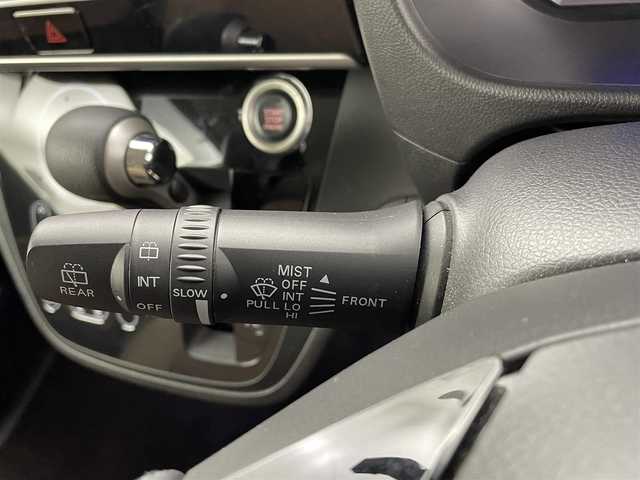 日産 デイズ ルークス HWS X Vセレクション 熊本県 2019(平31)年 4.4万km ホワイトパール 純正ナビMM318D-W（ＣＤ・ＤＶＤ・フルセグ・ＢＴ・ＳＤ・ＡＵＸ・ｉｐｏｄ）/全周囲カメラ　/純正前方ドライブレコーダー　/ＥＴＣ　/両側パワースライドドア　/前後クリアランスソナー　/衝突軽減ブレーキ　/レーンキープアシスト/横滑り防止/ハーフレザーシート/純正フロアマット/純正１５インチAW/オートライト/オートマチックハイビーム/LEDヘッドライト/スマートキー/プッシュスタート/スペアキー1本
