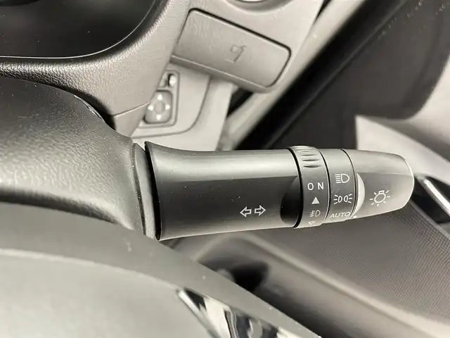 日産 デイズ ルークス HWS X Vセレクション 熊本県 2019(平31)年 4.4万km ホワイトパール 純正ナビMM318D-W（ＣＤ・ＤＶＤ・フルセグ・ＢＴ・ＳＤ・ＡＵＸ・ｉｐｏｄ）/全周囲カメラ　/純正前方ドライブレコーダー　/ＥＴＣ　/両側パワースライドドア　/前後クリアランスソナー　/衝突軽減ブレーキ　/レーンキープアシスト/横滑り防止/ハーフレザーシート/純正フロアマット/純正１５インチAW/オートライト/オートマチックハイビーム/LEDヘッドライト/スマートキー/プッシュスタート/スペアキー1本