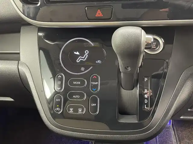 日産 デイズ ルークス HWS X Vセレクション 熊本県 2019(平31)年 4.4万km ホワイトパール 純正ナビMM318D-W（ＣＤ・ＤＶＤ・フルセグ・ＢＴ・ＳＤ・ＡＵＸ・ｉｐｏｄ）/全周囲カメラ　/純正前方ドライブレコーダー　/ＥＴＣ　/両側パワースライドドア　/前後クリアランスソナー　/衝突軽減ブレーキ　/レーンキープアシスト/横滑り防止/ハーフレザーシート/純正フロアマット/純正１５インチAW/オートライト/オートマチックハイビーム/LEDヘッドライト/スマートキー/プッシュスタート/スペアキー1本