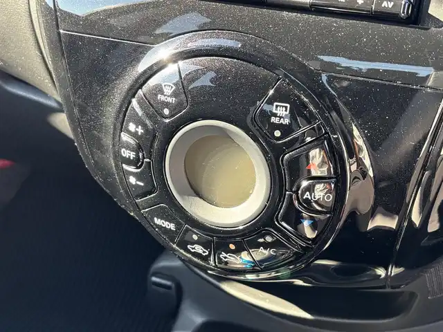 日産 ノート e－パワー X Vセレクション 大分県 2020(令2)年 5.3万km ダークメタルグレー ・社外ナビ(ラジオ/BT/SD)/・全方位カメラ/・エマージェンシーブレーキ/・コーナーセンサー/・デジタルインナーミラー/・ETC/・オートライト/・純正アルミホイール/・スマートキー/・プッシュスタート/・フロアマット
