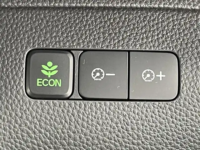 ホンダ Ｎ ＢＯＸ カスタム G L ターボ ホンダセンシング 茨城県 2018(平30)年 5.1万km プラチナホワイトパール 純正9型ナビ/バックカメラ/フルセグ/衝突被害軽減ブレーキ/車線逸脱抑制装置/レーダークルーズコントロール/オートマチックハイビーム/ソナー/両側電動スライドドア/ETC/ドラレコ/純正15インチAW/LEDヘッドライト/スマートキー