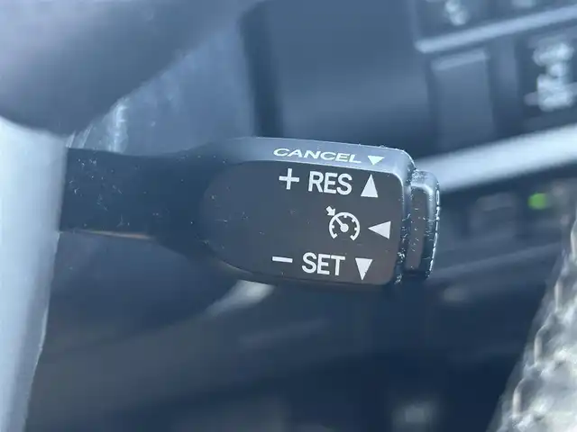 トヨタ ヴォクシー ZS 煌Ⅱ 岡山県 2020(令2)年 9.7万km ブラック 登録時走行距離96822km/アルパイン9インチナビ/フルセグTV(AM.FM.CD.DVD.TV.BT)/フリップダウンモニター/両側パワースライドドア/バックカメラ/ETC/クリアランスソナー/衝突軽減ブレーキ/横滑り防止装置/クルーズコントロール/レーンキープアシスト/オートライト/オートマチックハイビーム/アイドリングストップ/16インチ純正AW/純正フロアマット