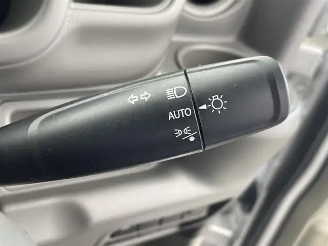 スズキ エブリイ PA 群馬県 2023(令5)年 0.9万km シルキーシルバーメタリック 禁煙車　純正オーディオ　オートライト　アイドリングストップ　横滑り防止装置　ヘッドライトレベライザー　スペアキー　両側スライドドア　マニュアルエアコン　ＡＢＳ　Ｗエアバック　電動格納ミラー