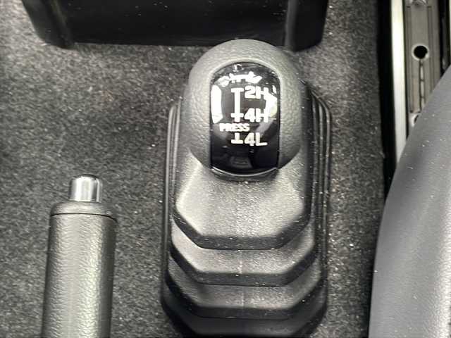 スズキ ジムニー XC 京都府 2021(令3)年 2.6万km ジャングルグリーン パナソニック８インチナビ　Ｂｌｕｅｔｏｏｔｈオーディオ　フルセグ　ＤＶＤ再生　スズキセーフティサポート　クルーズコントロール　シートヒーター　ＥＴＣ　ＬＥＤヘッドライト　前後ドラレコ　禁煙車