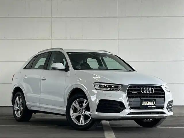 アウディ Ｑ３ 2．0 TFSI クワトロ 180PS 山形県 2018(平30)年 4.2万km グレイシアホワイトメタリック アシスタンスパッケージ/・クルーズコントロール/・サイドアシスト/・アクティブレーンアシスト/・ハイビームアシスト/LEDパッケージ/・LEDライト/・ヘッドライトウォッシャー/・LEDリヤダイナミックターンインディケーター/コンビニエンスパッケージ/・アドバンスドキー/・パーキングシステム/リヤビューカメラ/MMIナビゲーション/・CD/DVD/・Bluetooth/SD/・地デジTV/純正ドライブレコーダー/シートヒーター/社外GPSレーダー/スペアキー×１/保証書/取説