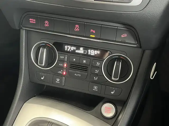 アウディ Ｑ３ 2．0 TFSI クワトロ 180PS 山形県 2018(平30)年 4.2万km グレイシアホワイトメタリック アシスタンスパッケージ/・クルーズコントロール/・サイドアシスト/・アクティブレーンアシスト/・ハイビームアシスト/LEDパッケージ/・LEDライト/・ヘッドライトウォッシャー/・LEDリヤダイナミックターンインディケーター/コンビニエンスパッケージ/・アドバンスドキー/・パーキングシステム/リヤビューカメラ/MMIナビゲーション/・CD/DVD/・Bluetooth/SD/・地デジTV/純正ドライブレコーダー/シートヒーター/社外GPSレーダー/スペアキー×１/保証書/取説