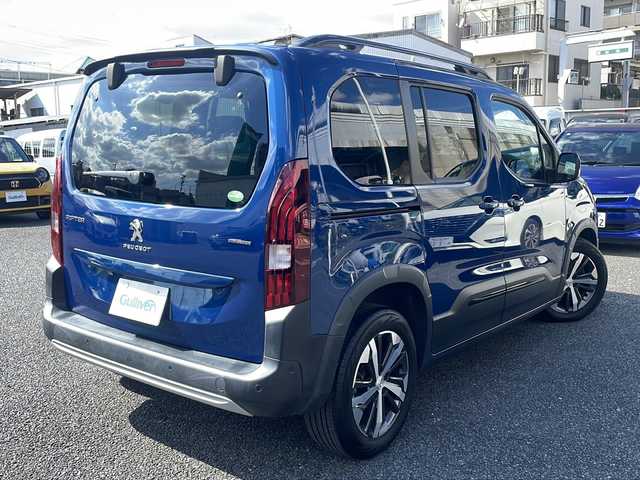 プジョー リフター GTライン ファーストLTD 東京都 2020(令2)年 3.1万km 青 ワンオーナー/ディスプレイオーディオ/アクティブクルーズコントロール/レーンキープアシスト/パノラミックビューカメラ/ムーンルーフ/デジタルインナーミラー/置くだけ充電/パドルシフト/オートライト/スマートキー/純正アルミホイール/コーナーセンサー/新車時保証書/取扱説明書
