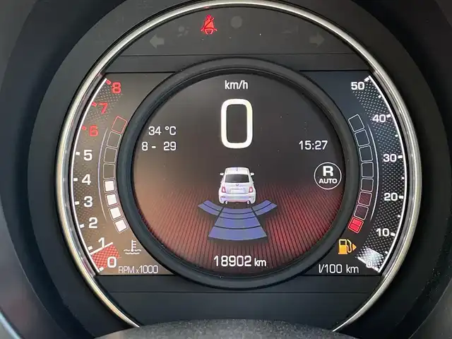 アバルト ５９５ ツーリズモ 東京都 2018(平30)年 1.9万km 白 純正ディスプレイオーディオ/パドルシフト/衝突被害軽減ブレーキ/レーンキープアシスト/純正17インチアルミホイール/ ATモード付きシーケンシャルトランスミッション/フロントフォグライト/レザーシート/純正LEDヘッドライト/カーテンエアバック/サイドエアバック