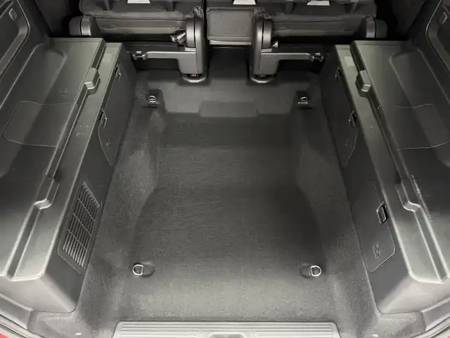 ホンダ フリード＋ G ホンダセンシング 三重県 2020(令2)年 0.4万km プレミアムクリスタルレッドM ガソリン/FF/インパネCVT/純正 7インチナビ VXM-204VFi/（CD/DVD/FM/AM/TV/iPod/SD/MusicRack/USB/Bluetooth/AUX）/バックカメラ/両側パワースライドドア/ドライブレコーダー 前方/ビルトイン ETC/Honda SENSING/・衝突軽減ブレーキ［CMBS］/・車線維持支援システム［LKAS］/・アダプティブクルーズコントロール［ACC］/・路外逸脱抑制機能/・標識認識機能/・先行車発進お知らせ機能/・VSA（ABS＋TRC、横すべり抑制）/など/装備/・シートヒーター（D/N）/・オートエアコン/・オートライト/・LEDヘッドランプ/・ステアリングスイッチ/・インフォメーションディスプレイ/・ECONスイッチ/・電動格納ドアミラー/・プッシュスタート/・スマートキーx2/・純正ホイールキャップ＋15インチスチールホイール/など