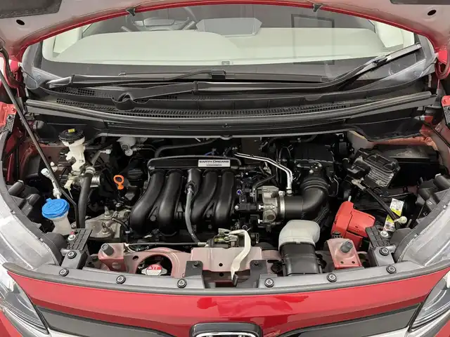 ホンダ フリード＋ G ホンダセンシング 三重県 2020(令2)年 0.4万km プレミアムクリスタルレッドM ガソリン/FF/インパネCVT/純正 7インチナビ VXM-204VFi/（CD/DVD/FM/AM/TV/iPod/SD/MusicRack/USB/Bluetooth/AUX）/バックカメラ/両側パワースライドドア/ドライブレコーダー 前方/ビルトイン ETC/Honda SENSING/・衝突軽減ブレーキ［CMBS］/・車線維持支援システム［LKAS］/・アダプティブクルーズコントロール［ACC］/・路外逸脱抑制機能/・標識認識機能/・先行車発進お知らせ機能/・VSA（ABS＋TRC、横すべり抑制）/など/装備/・シートヒーター（D/N）/・オートエアコン/・オートライト/・LEDヘッドランプ/・ステアリングスイッチ/・インフォメーションディスプレイ/・ECONスイッチ/・電動格納ドアミラー/・プッシュスタート/・スマートキーx2/・純正ホイールキャップ＋15インチスチールホイール/など