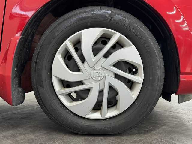 ホンダ フリード＋ G ホンダセンシング 三重県 2020(令2)年 0.4万km プレミアムクリスタルレッドM ガソリン/FF/インパネCVT/純正 7インチナビ VXM-204VFi/（CD/DVD/FM/AM/TV/iPod/SD/MusicRack/USB/Bluetooth/AUX）/バックカメラ/両側パワースライドドア/ドライブレコーダー 前方/ビルトイン ETC/Honda SENSING/・衝突軽減ブレーキ［CMBS］/・車線維持支援システム［LKAS］/・アダプティブクルーズコントロール［ACC］/・路外逸脱抑制機能/・標識認識機能/・先行車発進お知らせ機能/・VSA（ABS＋TRC、横すべり抑制）/など/装備/・シートヒーター（D/N）/・オートエアコン/・オートライト/・LEDヘッドランプ/・ステアリングスイッチ/・インフォメーションディスプレイ/・ECONスイッチ/・電動格納ドアミラー/・プッシュスタート/・スマートキーx2/・純正ホイールキャップ＋15インチスチールホイール/など
