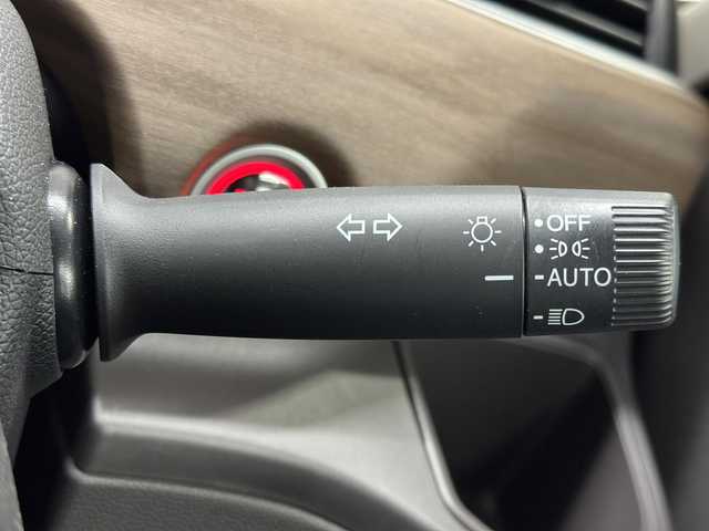 ホンダ フリード＋ G ホンダセンシング 三重県 2020(令2)年 0.4万km プレミアムクリスタルレッドM ガソリン/FF/インパネCVT/純正 7インチナビ VXM-204VFi/（CD/DVD/FM/AM/TV/iPod/SD/MusicRack/USB/Bluetooth/AUX）/バックカメラ/両側パワースライドドア/ドライブレコーダー 前方/ビルトイン ETC/Honda SENSING/・衝突軽減ブレーキ［CMBS］/・車線維持支援システム［LKAS］/・アダプティブクルーズコントロール［ACC］/・路外逸脱抑制機能/・標識認識機能/・先行車発進お知らせ機能/・VSA（ABS＋TRC、横すべり抑制）/など/装備/・シートヒーター（D/N）/・オートエアコン/・オートライト/・LEDヘッドランプ/・ステアリングスイッチ/・インフォメーションディスプレイ/・ECONスイッチ/・電動格納ドアミラー/・プッシュスタート/・スマートキーx2/・純正ホイールキャップ＋15インチスチールホイール/など