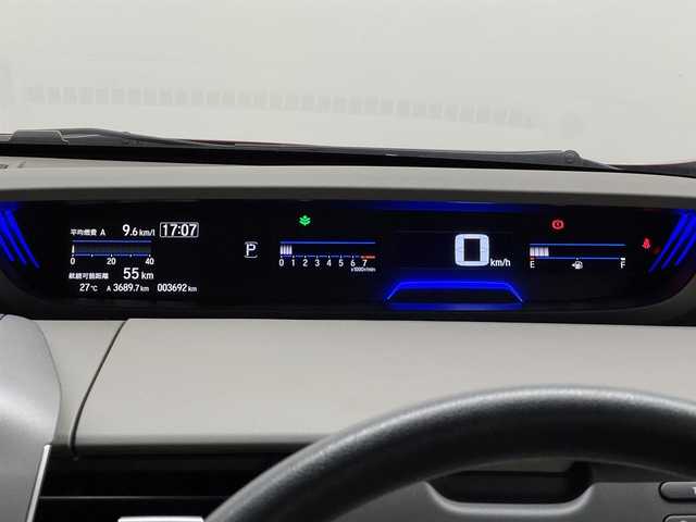 ホンダ フリード＋ G ホンダセンシング 三重県 2020(令2)年 0.4万km プレミアムクリスタルレッドM ガソリン/FF/インパネCVT/純正 7インチナビ VXM-204VFi/（CD/DVD/FM/AM/TV/iPod/SD/MusicRack/USB/Bluetooth/AUX）/バックカメラ/両側パワースライドドア/ドライブレコーダー 前方/ビルトイン ETC/Honda SENSING/・衝突軽減ブレーキ［CMBS］/・車線維持支援システム［LKAS］/・アダプティブクルーズコントロール［ACC］/・路外逸脱抑制機能/・標識認識機能/・先行車発進お知らせ機能/・VSA（ABS＋TRC、横すべり抑制）/など/装備/・シートヒーター（D/N）/・オートエアコン/・オートライト/・LEDヘッドランプ/・ステアリングスイッチ/・インフォメーションディスプレイ/・ECONスイッチ/・電動格納ドアミラー/・プッシュスタート/・スマートキーx2/・純正ホイールキャップ＋15インチスチールホイール/など