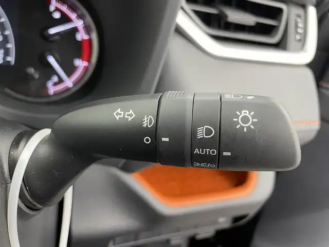 トヨタ ＲＡＶ４ アドベンチャー 富山県 2021(令3)年 1.7万km アティチュードブラックマイカ 純正9型ディスプレイオーディオ（AM/FM/BT/USB）/バックカメラ/ETC/レザーシート/D席パワーシート/衝突被害軽減システム/レーダークルーズコントロール/レーンキープアシスト/コーナーセンサー/横滑り防止装置/純正アルミホイール/社外フロアマット/オートLEDライト/オートマチックハイビーム/フォグライト/革巻きステアリング/ステアリングスイッチ
