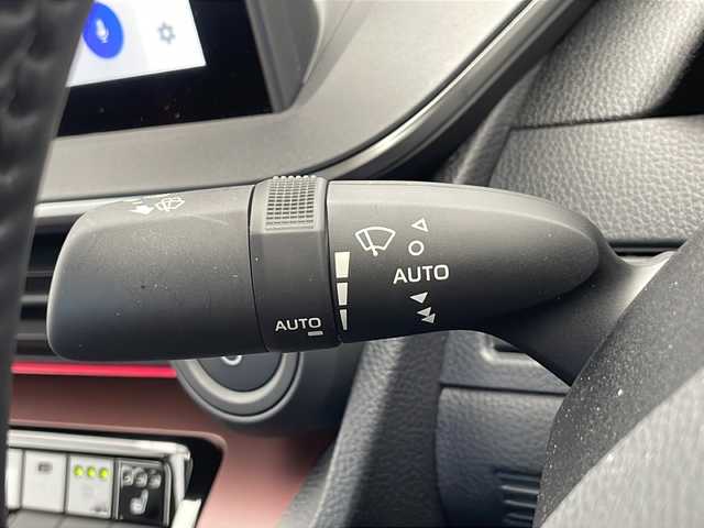 トヨタ プリウス Z 千葉県 2023(令5)年 0.8万km プラチナホワイトパールマイカ 純正DO/ナビ機能有/フルセグTV/全方位カメラ/プリクラッシュセーフティ/レーンキープアシスト/オートマチックハイビーム/レーダークルーズコントロール/BSM/パワーシート＆シートメモリー/シートヒーター＆エアシート/ビルトインETC/LEDヘッドライト/デジタルインナーミラー
