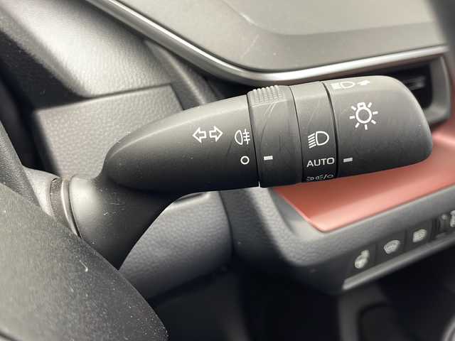 トヨタ プリウス Z 千葉県 2023(令5)年 0.8万km プラチナホワイトパールマイカ 純正DO/ナビ機能有/フルセグTV/全方位カメラ/プリクラッシュセーフティ/レーンキープアシスト/オートマチックハイビーム/レーダークルーズコントロール/BSM/パワーシート＆シートメモリー/シートヒーター＆エアシート/ビルトインETC/LEDヘッドライト/デジタルインナーミラー
