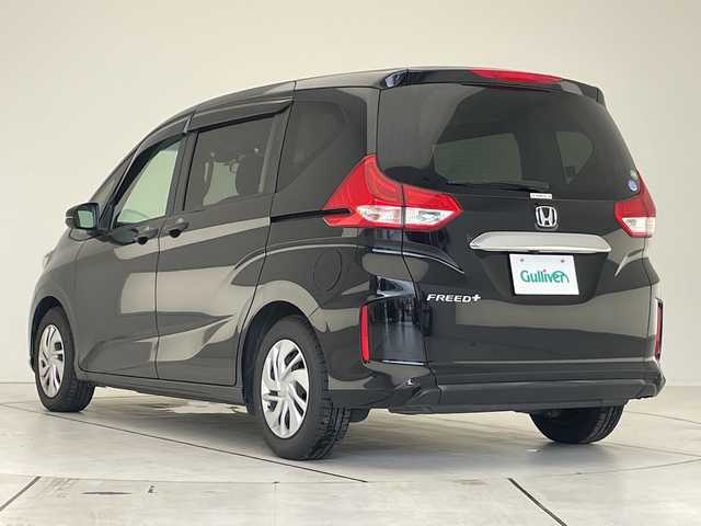 ホンダ フリード＋ G ホンダセンシング 愛知県 2020(令2)年 2.3万km クリスタルブラックパール 純正ナビ SDカードなし/両側パワースライドドア/クルーズコントロール/シートヒーター/バックカメラ/コーナーセンサー/LEDヘッドライト/オートライト/ETC/衝突軽減システム/フルセグ/CD DVD/Bluetooth/ステアリングスイッチ/スマートキー/プッシュスタート