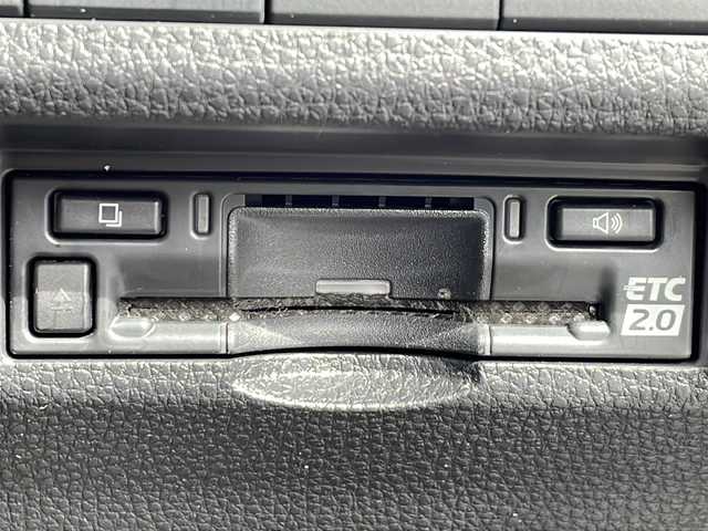 トヨタ ＲＡＶ４ アドベンチャー 岩手県 2023(令5)年 4.6万km グレーメタリック １０．５型ディスプレイオーディオ　ＨＤＭＩ接続　全周囲Ｃ　スマートフォン連携　フルセグ　デジタルミラー　エアシートヒーター　ＥＴＣ２．０　ステアヒーター　ＴＡＮＡＢＥ製スプリング　ルーフキャリア