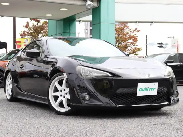 トヨタ ８６ GT 神奈川県 2013(平25)年 8.5万km 黒 TRDエアロ/：TRDスポーツマフラー/追加メーター/：社外シフトノブ/社外18インチホワイトアルミホイール/社外ヘッドライト/：社外LEDテールレンズ/純正フロアマット/ETC