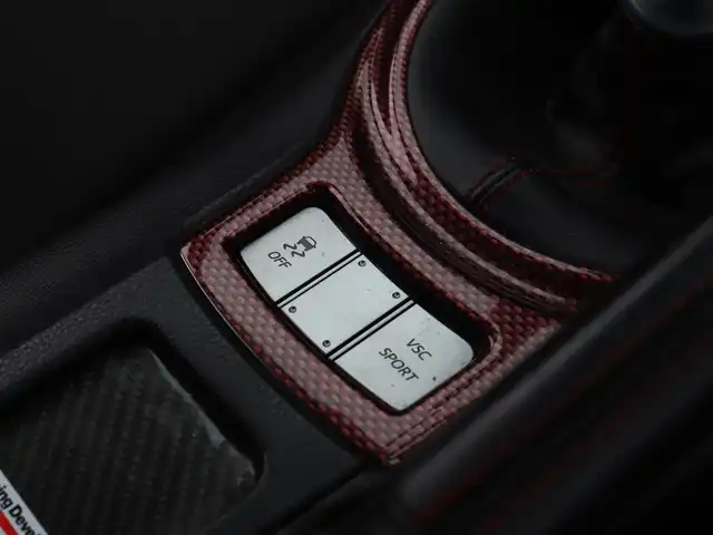 トヨタ ８６ GT 神奈川県 2013(平25)年 8.5万km 黒 TRDエアロ/：TRDスポーツマフラー/追加メーター/：社外シフトノブ/社外18インチホワイトアルミホイール/社外ヘッドライト/：社外LEDテールレンズ/純正フロアマット/ETC