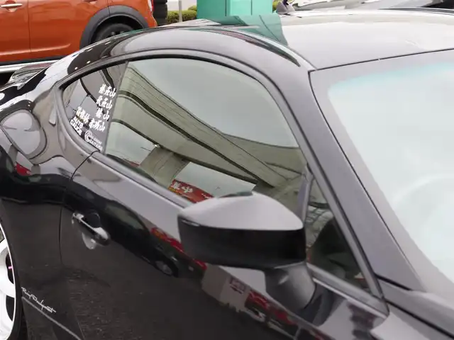 トヨタ ８６ GT 神奈川県 2013(平25)年 8.5万km 黒 TRDエアロ/：TRDスポーツマフラー/追加メーター/：社外シフトノブ/社外18インチホワイトアルミホイール/社外ヘッドライト/：社外LEDテールレンズ/純正フロアマット/ETC