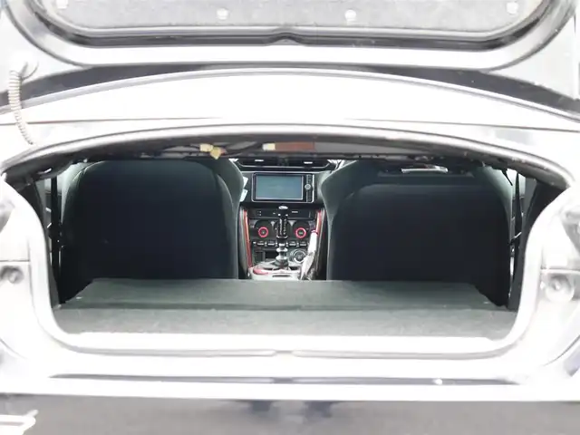トヨタ ８６ GT 神奈川県 2013(平25)年 8.5万km 黒 TRDエアロ/：TRDスポーツマフラー/追加メーター/：社外シフトノブ/社外18インチホワイトアルミホイール/社外ヘッドライト/：社外LEDテールレンズ/純正フロアマット/ETC