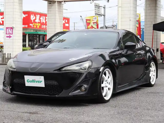 トヨタ ８６ GT 神奈川県 2013(平25)年 8.5万km 黒 TRDエアロ/：TRDスポーツマフラー/追加メーター/：社外シフトノブ/社外18インチホワイトアルミホイール/社外ヘッドライト/：社外LEDテールレンズ/純正フロアマット/ETC