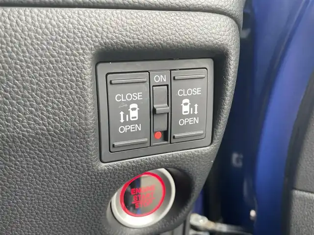 ホンダ Ｎ ＢＯＸ カスタム G L ホンダセンシング 埼玉県 2018(平30)年 9.3万km 青Ｍ (株)IDOMが運営する【じしゃロン川越店】の自社ローン専用車両になります。こちらは現金またはオートローンご利用時の価格です。自社ローンご希望の方は別途その旨お申付け下さい/純正メモリナビ/フルセグ/Ｂｌｕｅｔｏｏｔｈ/Ｂカメラ/フリップダウンモニター/両側パワースライドドア/衝突軽減ブレーキ/ＡＣＣ/ＬＫＡ/オートライト/ＬＥＤ/ＥＴＣ/純正１４インチアルミホイール/スマートキー