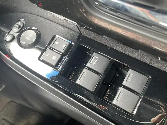 ホンダ Ｎ ＢＯＸ カスタム G L ホンダセンシング 埼玉県 2018(平30)年 9.3万km 青Ｍ (株)IDOMが運営する【じしゃロン川越店】の自社ローン専用車両になります。こちらは現金またはオートローンご利用時の価格です。自社ローンご希望の方は別途その旨お申付け下さい/純正メモリナビ/フルセグ/Ｂｌｕｅｔｏｏｔｈ/Ｂカメラ/フリップダウンモニター/両側パワースライドドア/衝突軽減ブレーキ/ＡＣＣ/ＬＫＡ/オートライト/ＬＥＤ/ＥＴＣ/純正１４インチアルミホイール/スマートキー