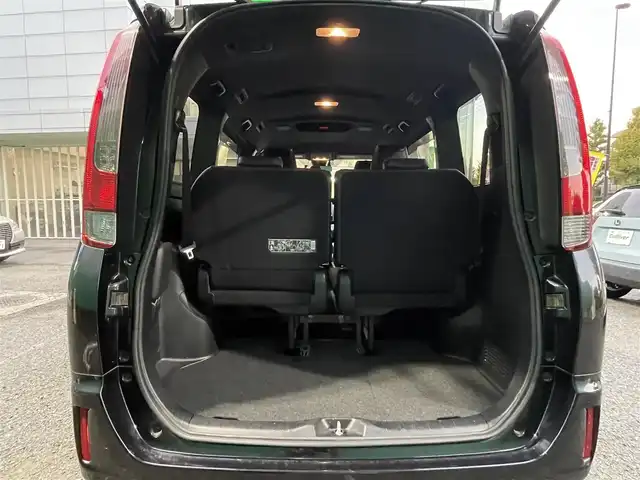 トヨタ エスクァイア ハイブリッド Gi ブラックテーラード 東京都 2016(平28)年 4.5万km スパークリングブラックパールクリスタルシャイン 純正9インチナビ（NSZT-Y66T）/・フルセグTV/DVD/Bluetoothオーディオ/両側電動スライドドア/バックカメラ/ドライブレコーダー前後/トヨタセーフティセンスC/・プリクラッシュセーフティシステム/・レーンディパーチャーアラート/・オートマチックハイビーム/合皮シート/前席シートヒーター/純正15インチアルミホイール/保証書/取扱説明書/スペアキー