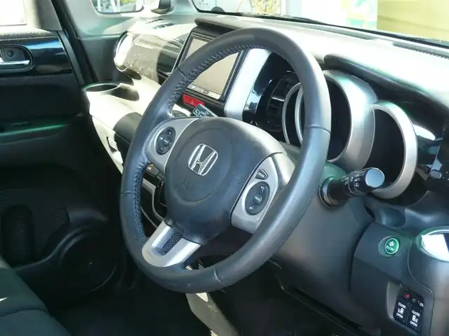 ホンダ Ｎ ＢＯＸ カスタム G ターボパッケージ 静岡県 2013(平25)年 8.8万km プレミアムダイナミックブルーパール ワンオーナー/禁煙車/両側パワースライドドア/社外ナビ/バックカメラ/クルーズコントロール/パドルシフト/ステアリングスイッチ/純正アルミホイール/オートライト/キセノンライト/フロアマット/ドアバイザー/スマートキー/新車保証書/取扱説明書