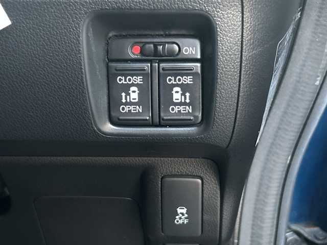 ホンダ Ｎ ＢＯＸ カスタム G ターボパッケージ 埼玉県 2013(平25)年 8.8万km プレミアムダイナミックブルーパール (株)IDOMが運営する【じしゃロン熊谷店】の自社ローン対象車両になります。こちらは現金ご利用時の価格です。自社ローンご希望の方は別途その旨お申付け下さい。/社外ナビ　AVIC-MRZ007/バックカメラ/クルーズコントロール/両側パワースライドドア/パドルシフト/ステアリングスイッチ/純正アルミホイール/オートライト/キセノンライト/フロアマット/ドアバイザー/スマートキー/アイドリングストップ