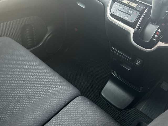 ホンダ Ｎ ＢＯＸ カスタム G ターボパッケージ 埼玉県 2013(平25)年 8.8万km プレミアムダイナミックブルーパール (株)IDOMが運営する【じしゃロン熊谷店】の自社ローン対象車両になります。こちらは現金ご利用時の価格です。自社ローンご希望の方は別途その旨お申付け下さい。/社外ナビ　AVIC-MRZ007/バックカメラ/クルーズコントロール/両側パワースライドドア/パドルシフト/ステアリングスイッチ/純正アルミホイール/オートライト/キセノンライト/フロアマット/ドアバイザー/スマートキー/アイドリングストップ