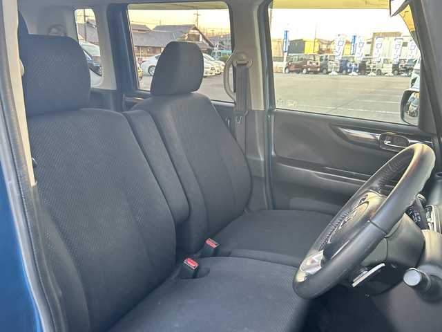 ホンダ Ｎ ＢＯＸ カスタム G ターボパッケージ 埼玉県 2013(平25)年 8.8万km プレミアムダイナミックブルーパール (株)IDOMが運営する【じしゃロン熊谷店】の自社ローン対象車両になります。こちらは現金ご利用時の価格です。自社ローンご希望の方は別途その旨お申付け下さい。/社外ナビ　AVIC-MRZ007/バックカメラ/クルーズコントロール/両側パワースライドドア/パドルシフト/ステアリングスイッチ/純正アルミホイール/オートライト/キセノンライト/フロアマット/ドアバイザー/スマートキー/アイドリングストップ